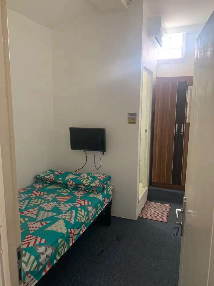 Guest House Cakra Kos Kost Kamar Nyaman Kalibata Duren tiga mampang