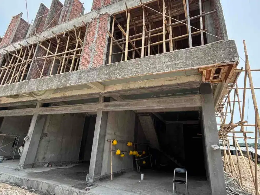 Dijual Ruko baru 3,5 lt 4,5 x 13 m2 nempel Pik Di Vikamas Shm unfurnished cocok utk Toko, indomaret dll survey yuk!!