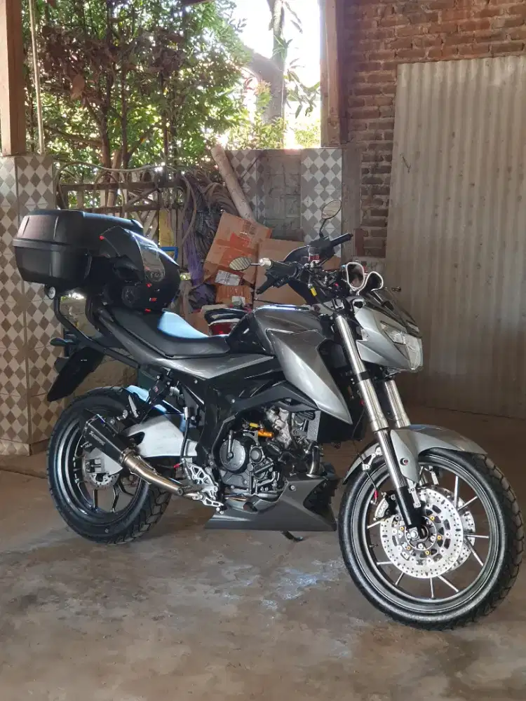 Suzuki GSX Bandit 300