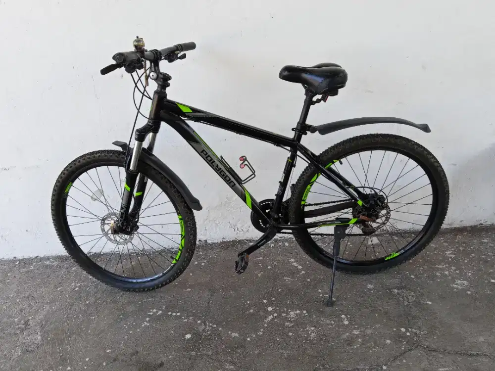 Sepeda Poligon Premier 4. Ukuran 27,5.