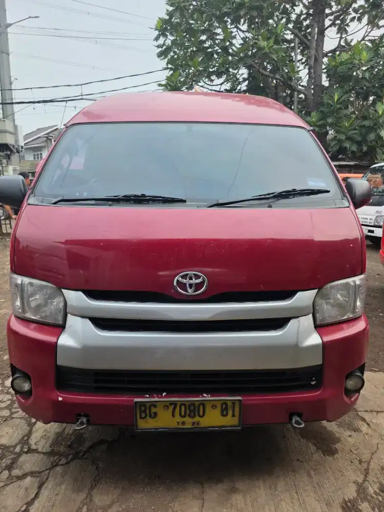 TOYOTA HIACE COMMUTER THN 2021