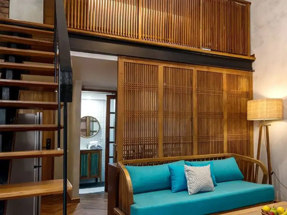 AMR-030.RT | For Monthly Rent Industrial Mezzanine Room Apartment In Jl Dewi Sri Kuta