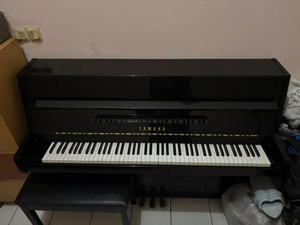 Piano Classic Yamaha LU-90-PE