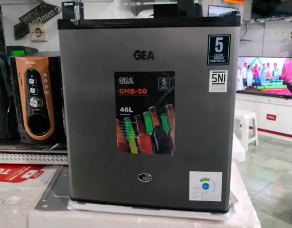 Kulkas mini bar dan kulkas kecil