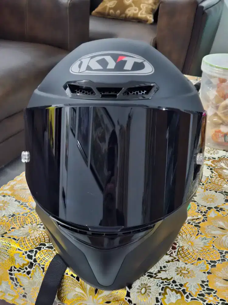 Helm KYT TTC Hitam