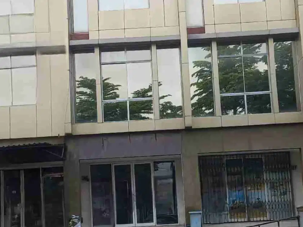 Di Sewakan Ruko Green Village di Cipondoh Tangerang