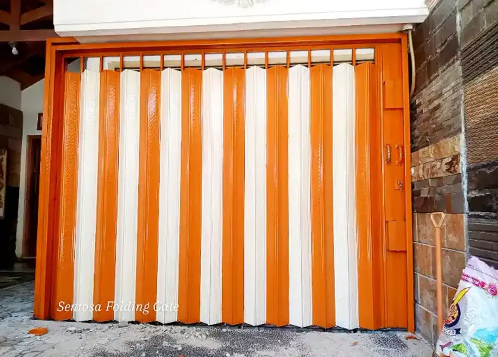 Pintu folding gate/loring dor