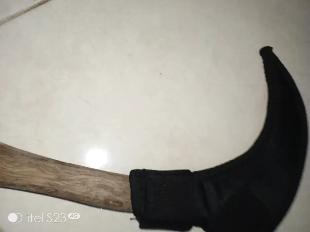 Alat berkebun / potong rumput