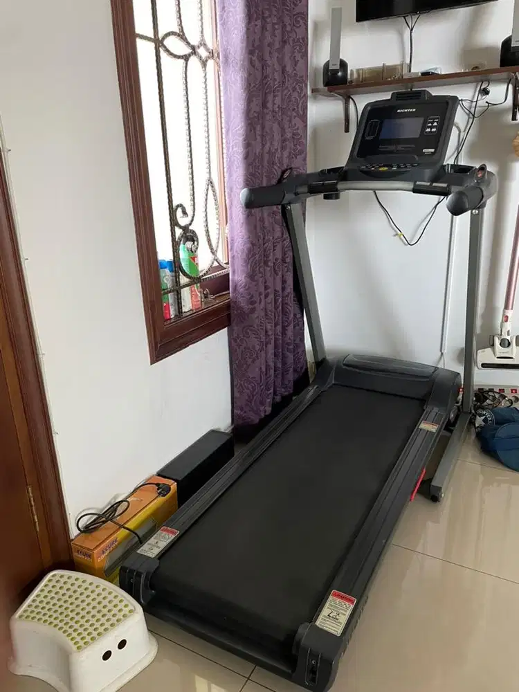 Preloved Treadmill Ritcher