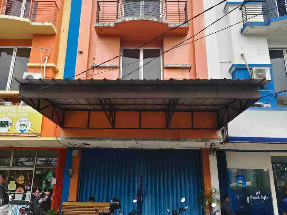 disewakan ruko di harapan indah cocok untuk kantor