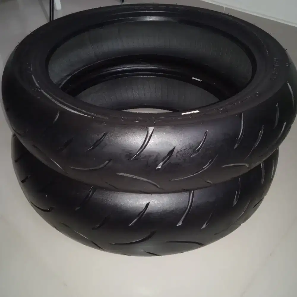 Ban Motor Maxxis Victra Aerox Lexi 110/80/R14 Seperti Baru