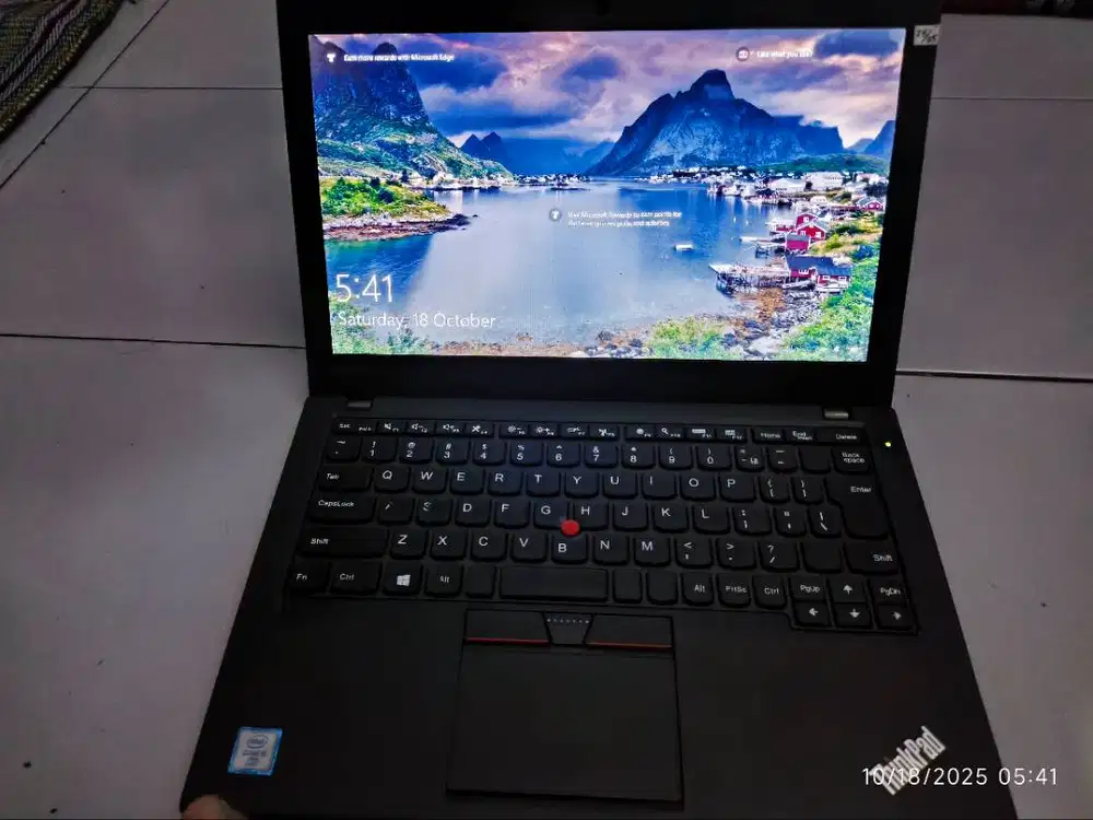 Thinkpad Lenovo x260 coreI5 mulus like new