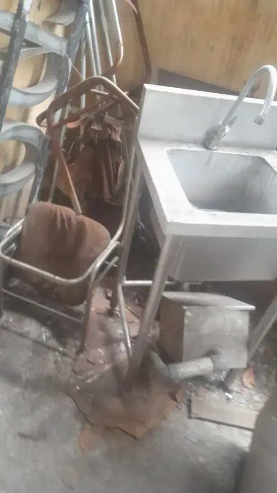 Menerima sgala barang rongsokan tv ac kulaks