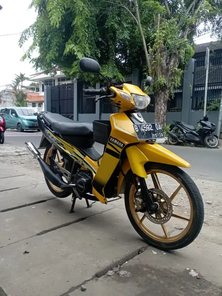 Yamaha F1ZR Th 2001 ORI Mulus Jos Murmer