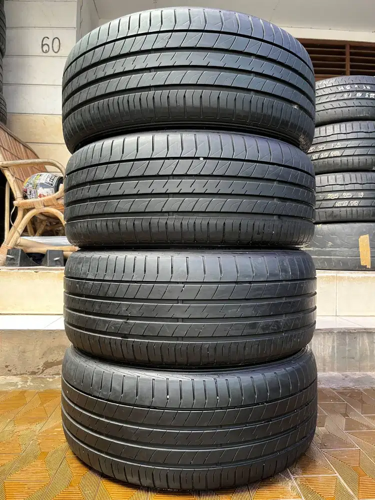 Ban Dunlop SP Sport LM705 235 50 r18 4Pcs