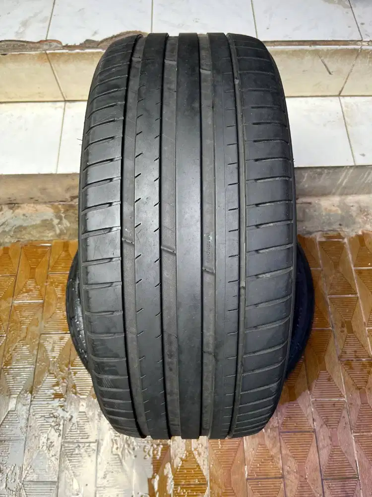 Ban Michelin Pilot Sport EV 255 45 r20 1Pcs