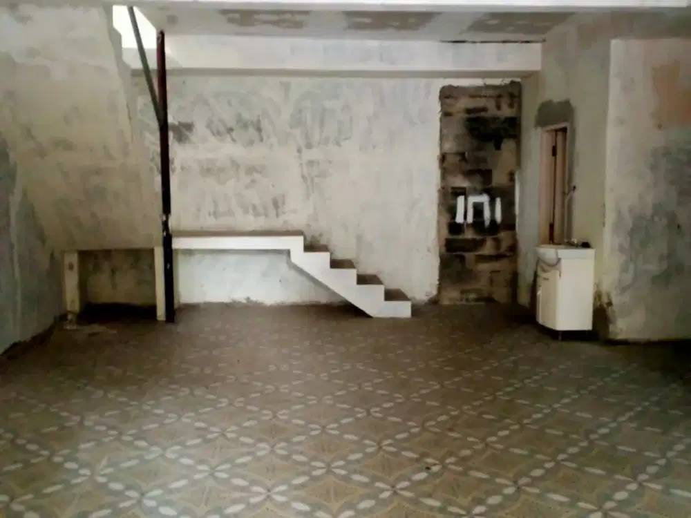 Ruang disewakan untuk kantor/usaha