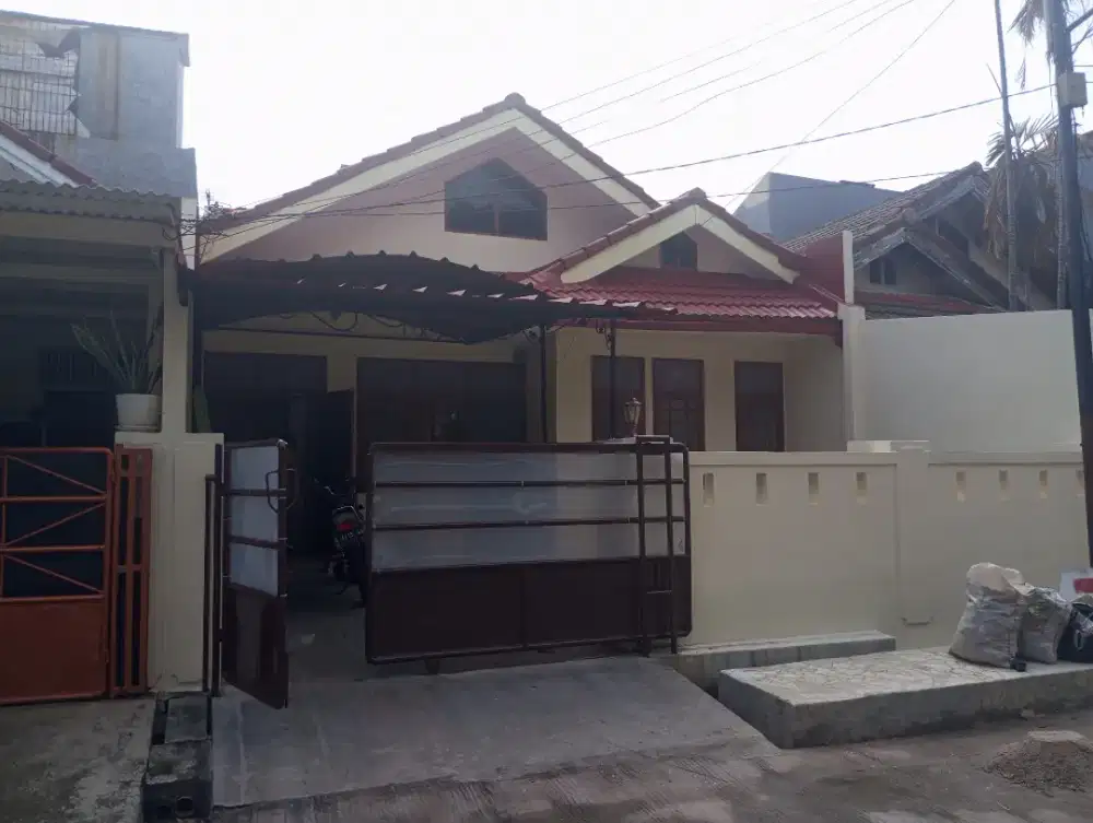 Cluster aman di harapan indah , tanah 128m2, K.Tidur 3 + 1, Pergola