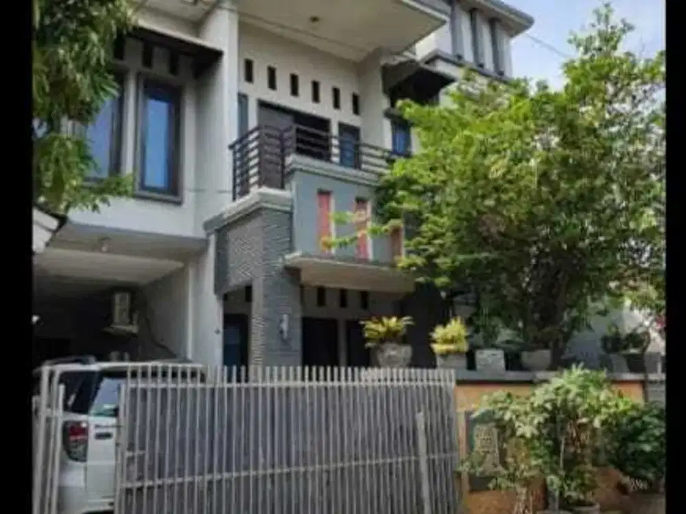 Jual rumah bagus siap huni di Duren Sawit, Jakarta Timur