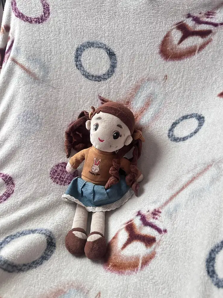 Dibutuhkan Segera Personal Assistant / Nanny Anak Perempuan