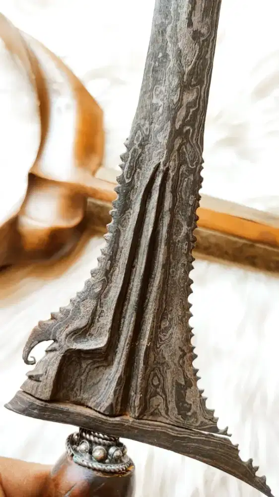 Pusaka sepuh utuh tus wingit ampuh langka antik keris sinom worawari