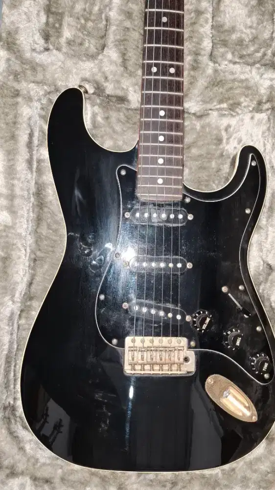 Gitar fender aerodyn ori japan plus hc