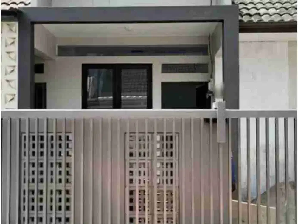 Rumah siap huni di taman Cibaduyut indah Bandung