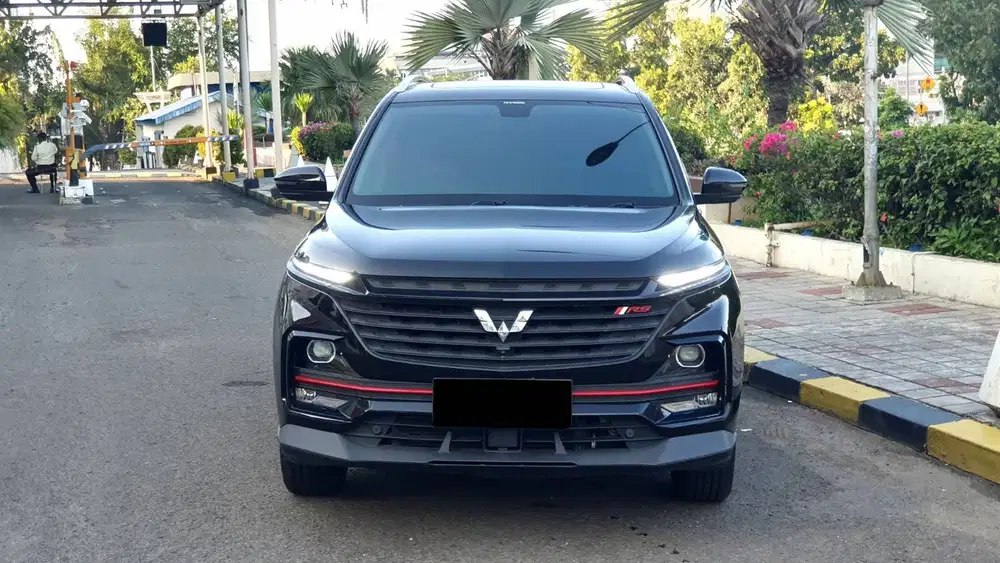 Wuling Almaz RS 7 Seater Hitam Panoramic 2024 NIK 2023 Like New Record