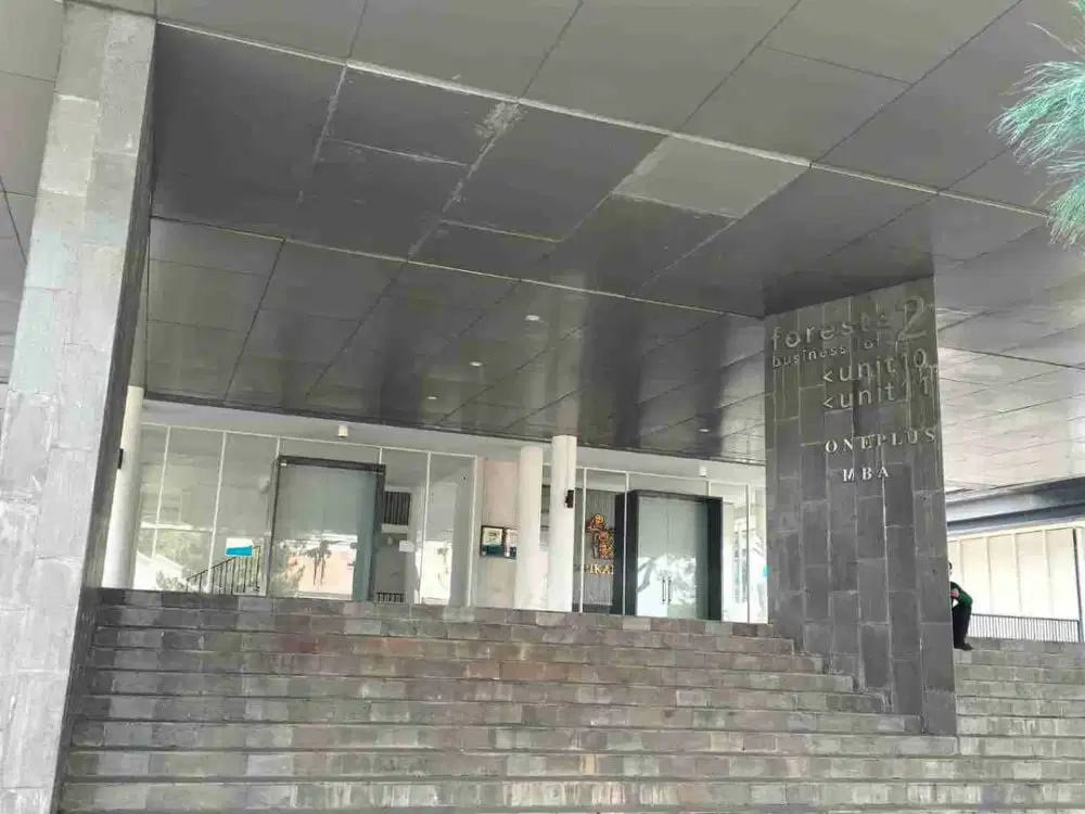 SEWA Foresta Business Loft 2 Kantor 4 Lantai Siap Huni 650 Jt/Thn