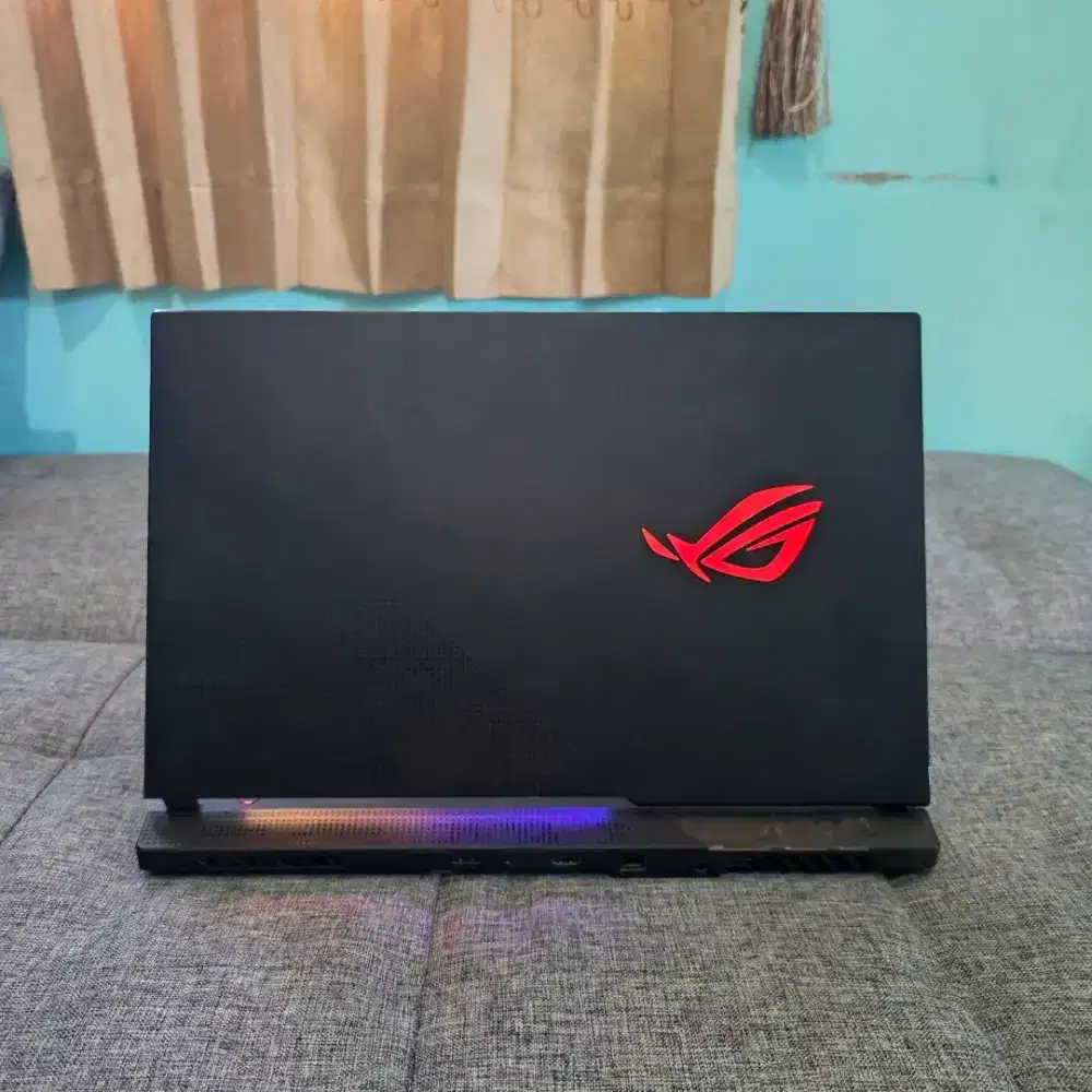 Asus ROG Scar Strix Ryzen 9-5900HX RTX3080 16GB RAM 32GB/2TB IPS 300hz