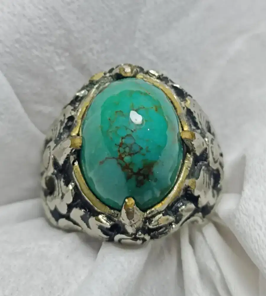 Pirus Persia ijo montok lawasan mewah