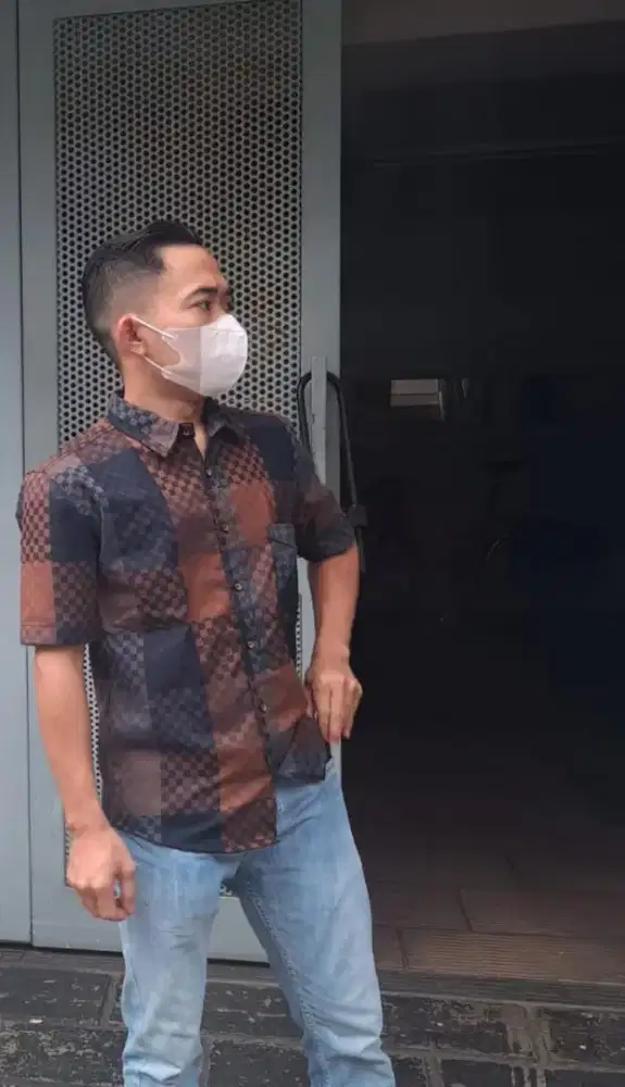 Sedang mencari pekerjaan supir pribadi