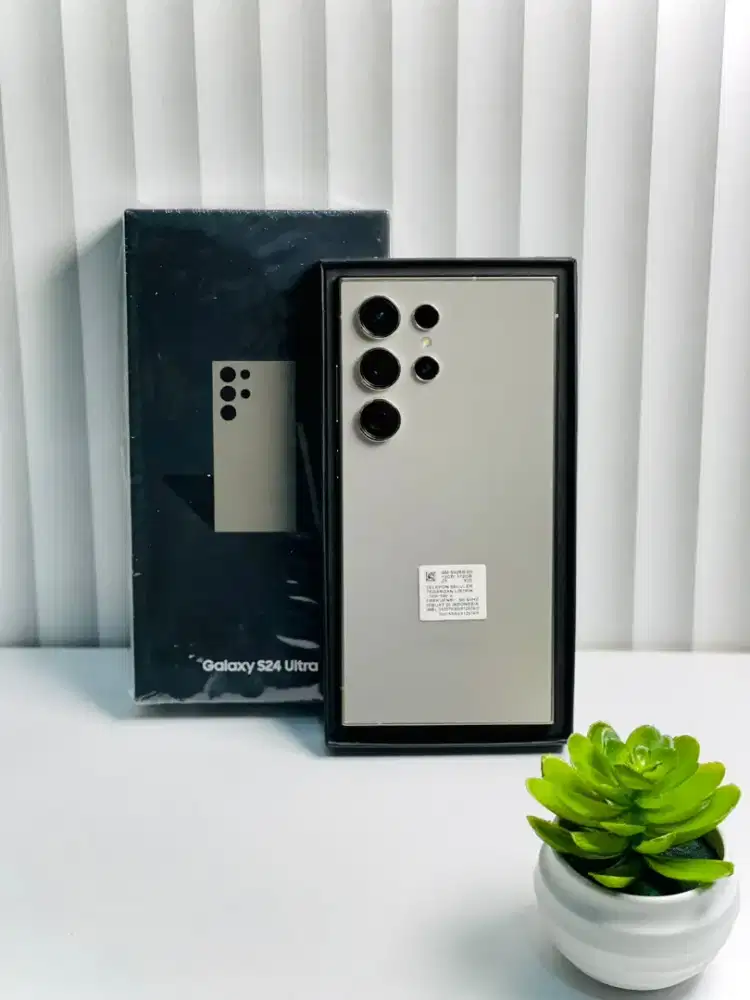 Samsung S24 Ultra 12/512 SEIN