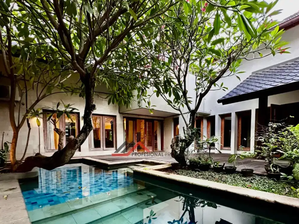 Rumah Mewah Nuansa Resort Di Kebayoran Baru