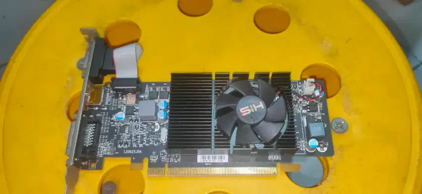 VGA HIS R5 230 1GB Kondisi tidak tampil, fan hidup, untuk yang tau aja