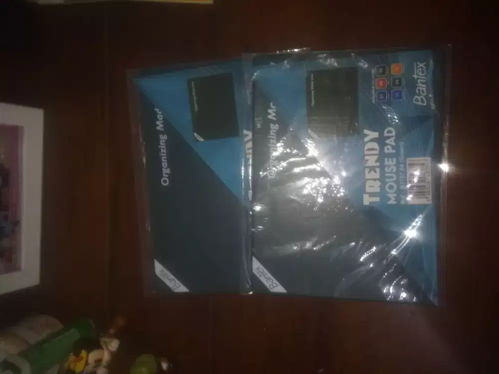 Mousepad kondisi baru