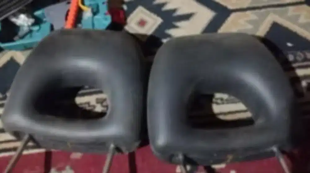 Headrest toyota starlet