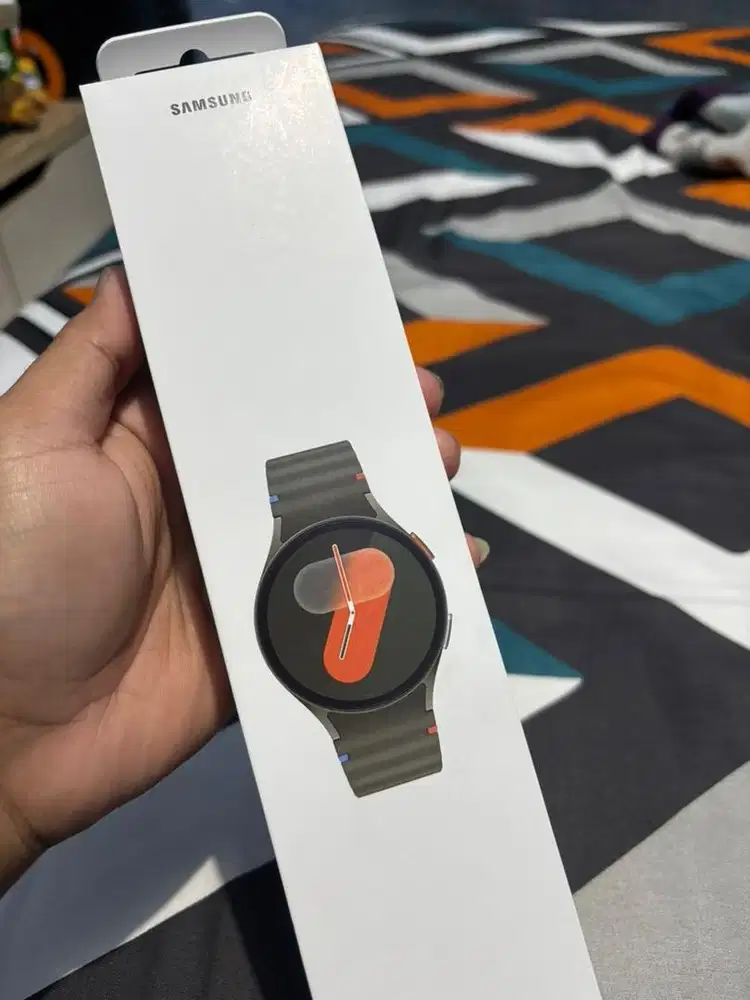 GALAXY WATCH 7 BNIB SEGEL
