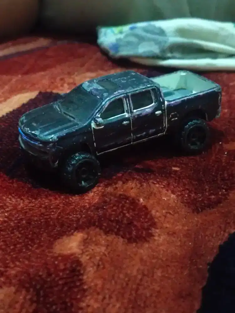 Mobil hot wheels bekas