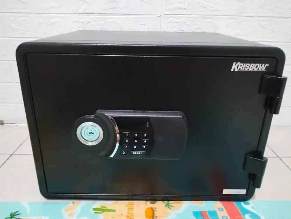 Dijual Brangkas merk Krisbow