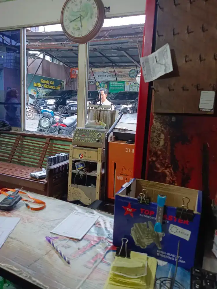 Supir dalam Lokasi Doorsmeer Menara Station - tampa harus ada SIM