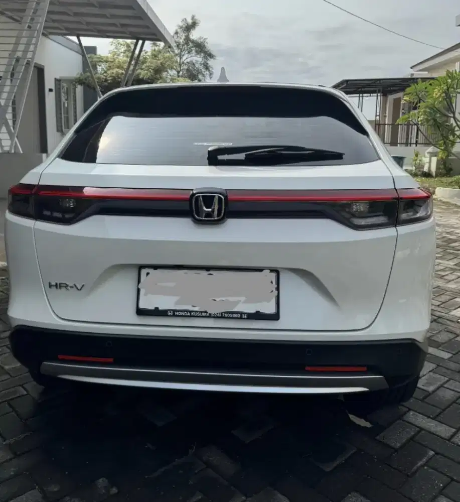 Jual HRV - E A/T 2023 KM 7000