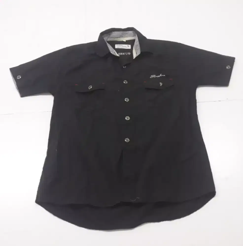 Kemeja hitam pria Size S