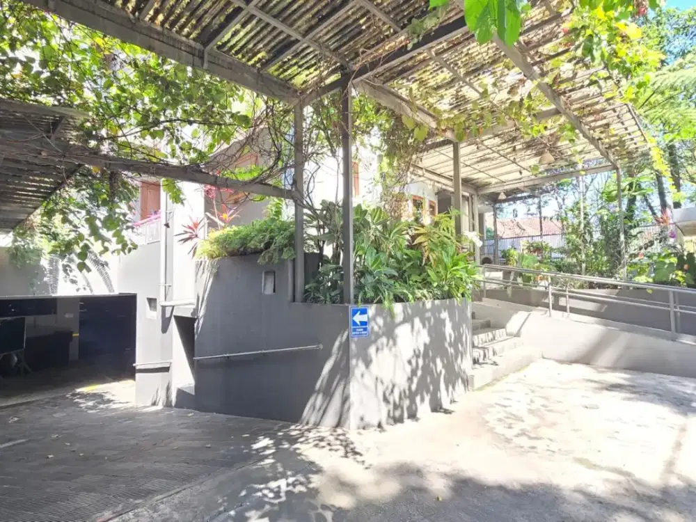 Termurah! Rumah Lux di Sayap Dago Bandung