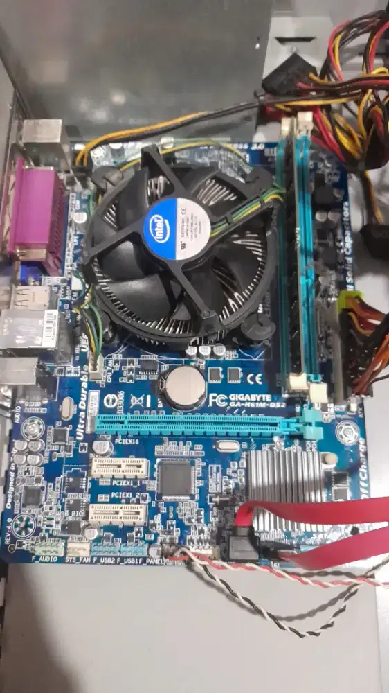 Komputer core i3 gen 4 gigabyte