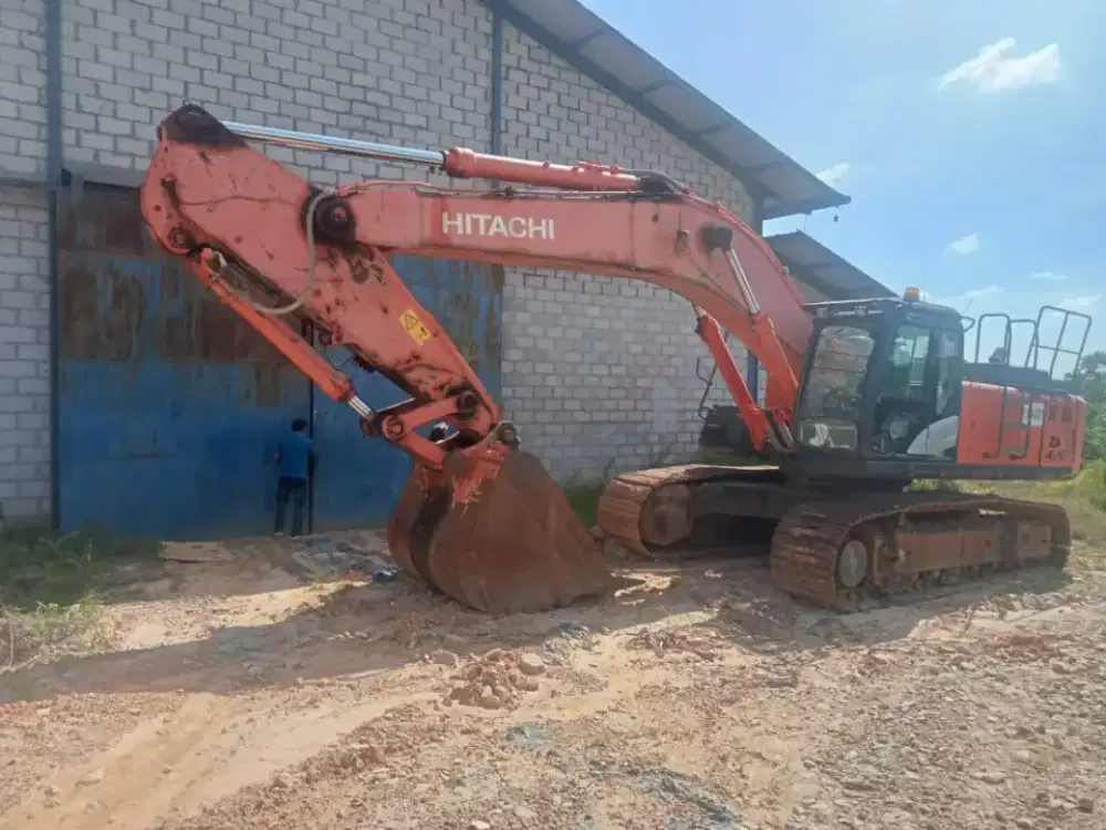 Di Jual / Di sewakan Hitachi Exca Zx470 th 2020