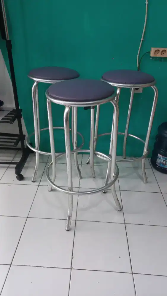 Kursi bar harga 3 unit