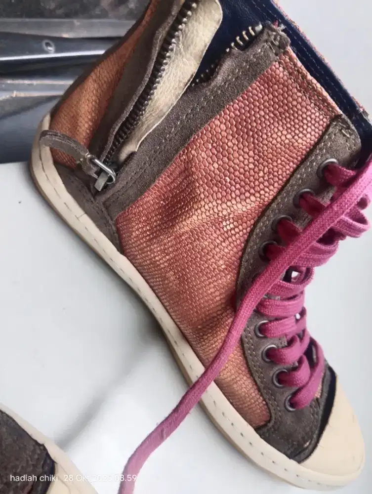 Snaeker DATE kulit origional