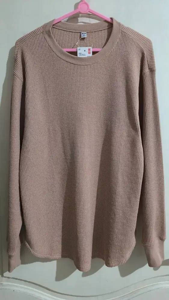 Kaos Uniqlo Waffle Pink Size M