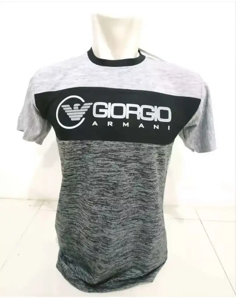 Grosir dan Ecer Kaos Pria Bahan Spandek Sablon Emboss
